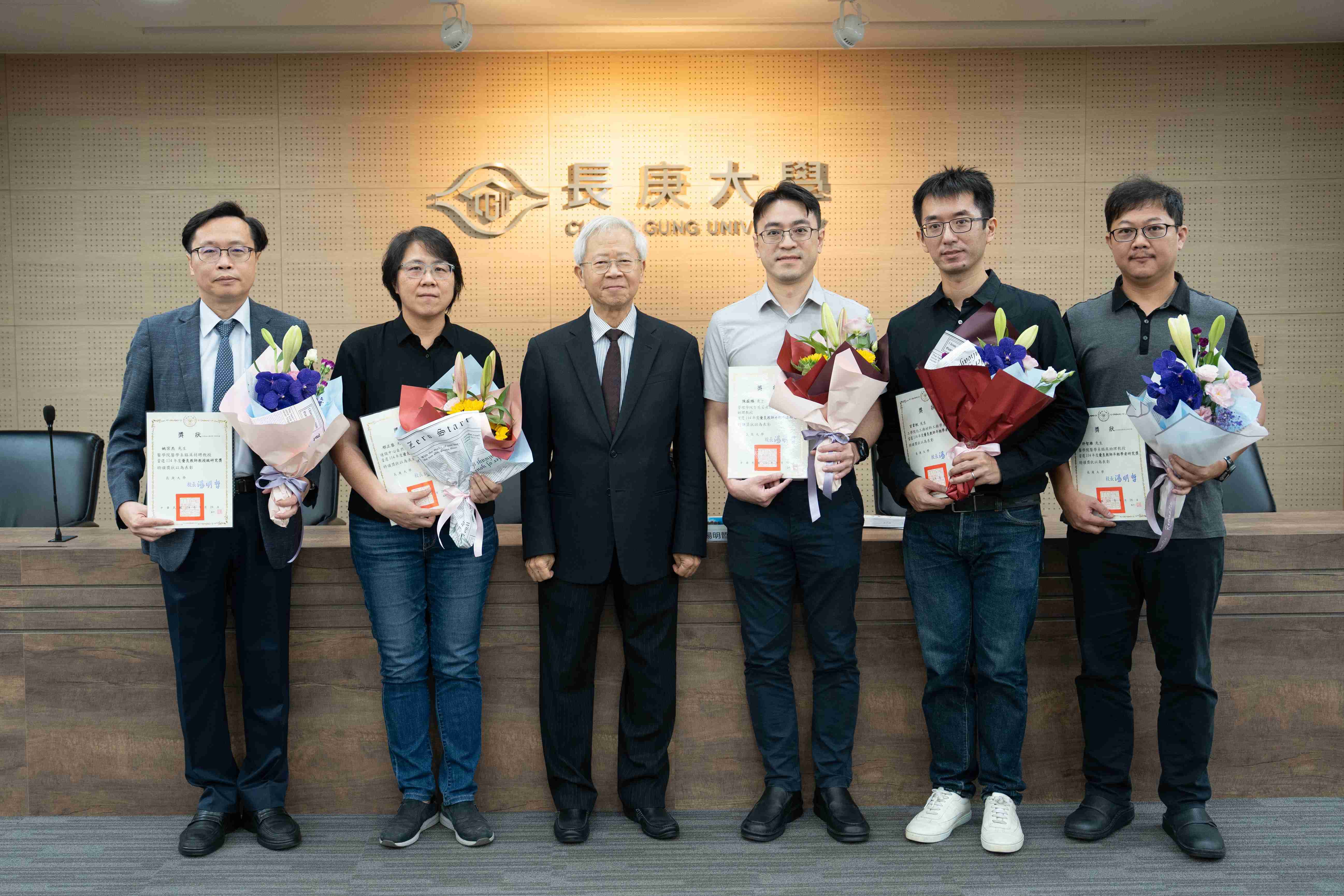 教學獎優良教師全體合影