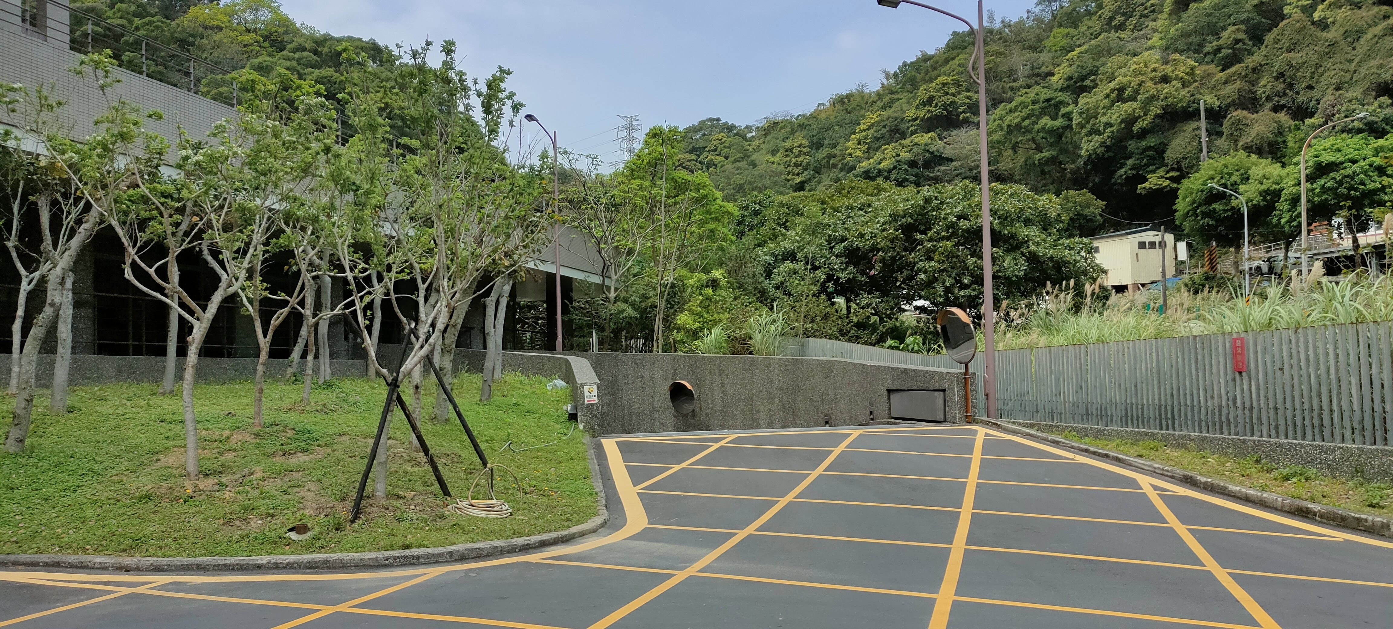 Ming De Parking Lot.jpg