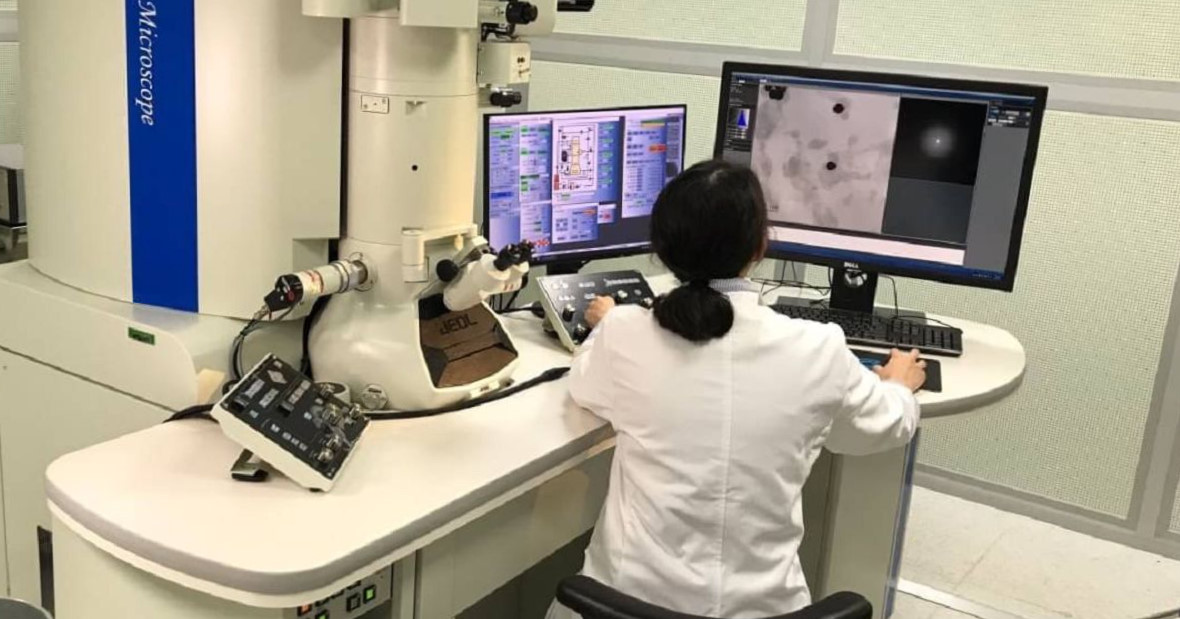 Cryo-EM Introduction and Application for JEM-2100Plus Transmissi