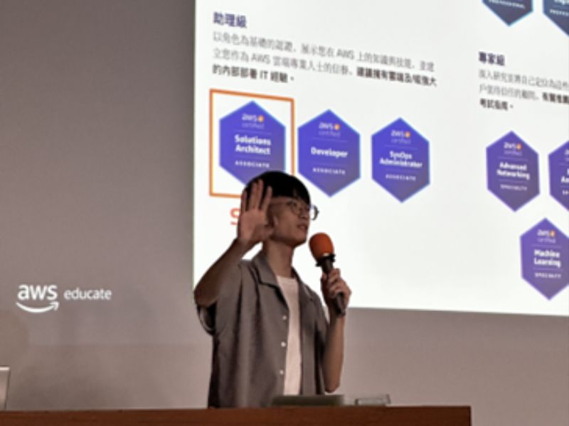 資訊管理學系學習歷程與成長【資訊管理學系111 許銘軒 撰】