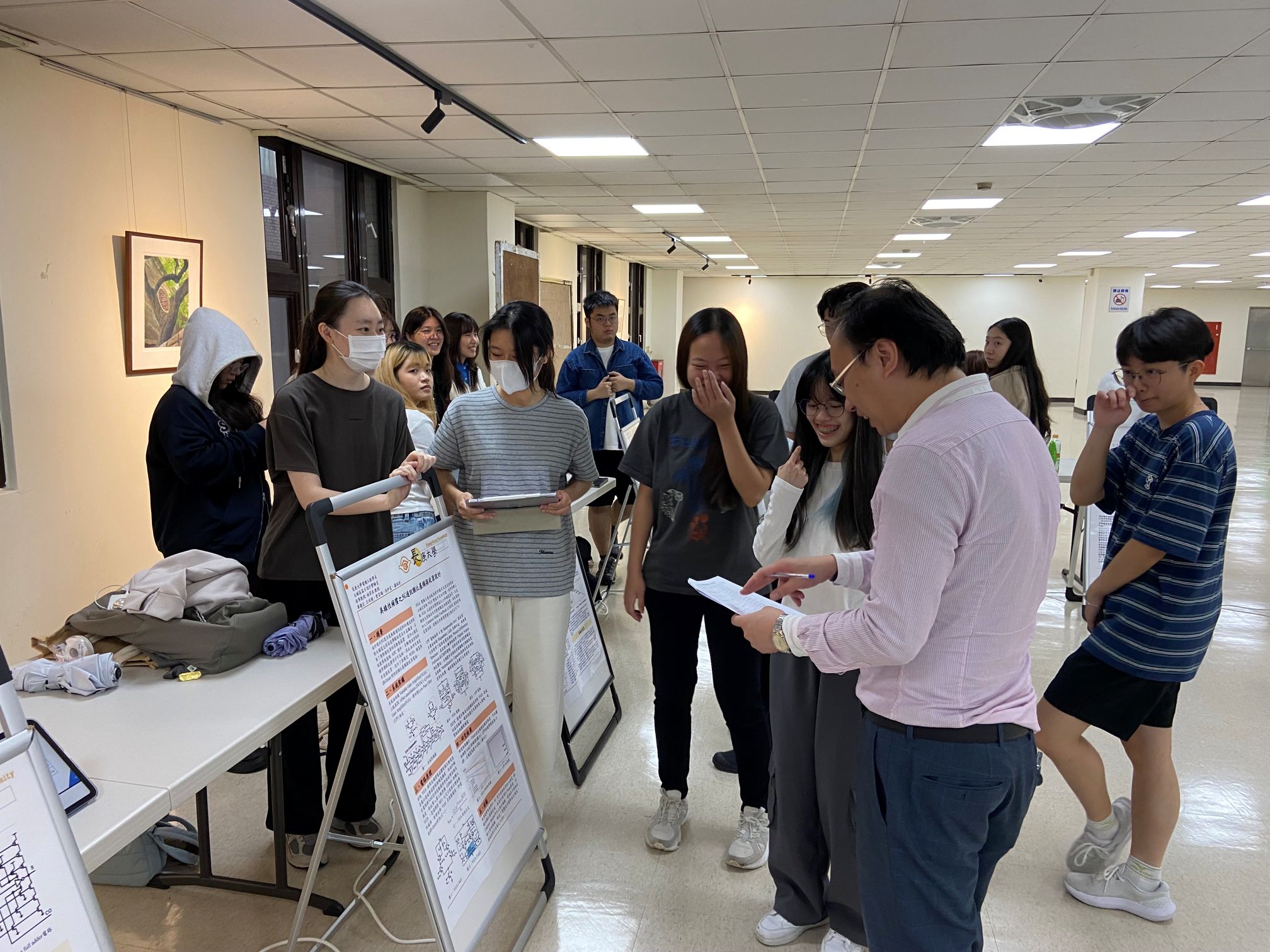 114學年度電機系專題實作競賽活動照片(15).JPG