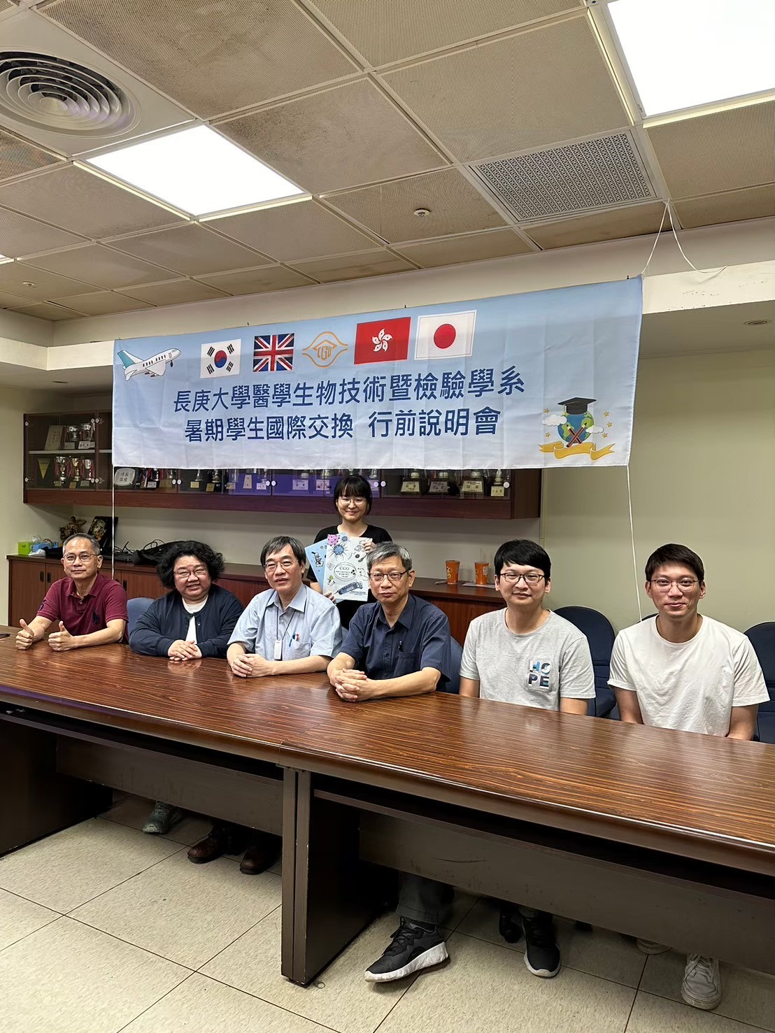 LINE_ALBUM_2024613 2024大學生暑期海外交換行前說明會_241213_36.jpg