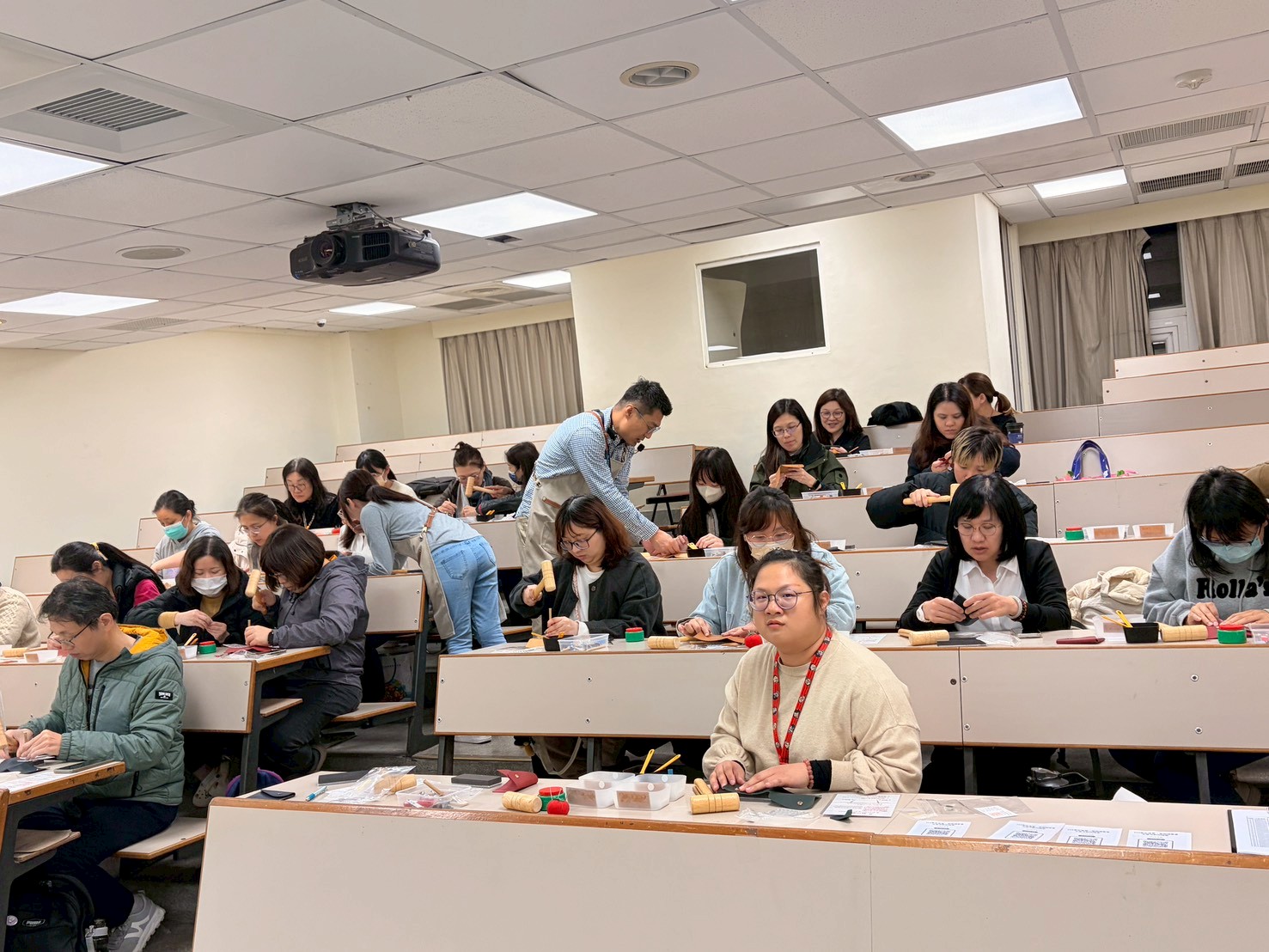 114學年度文康活動-卡夾