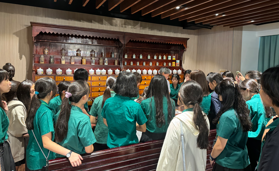 藥櫃介紹與認識