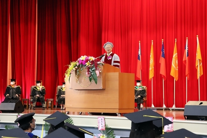 長庚大學暑期辦畢業典禮 創校35年頭一遭！【轉載自新聞專區】