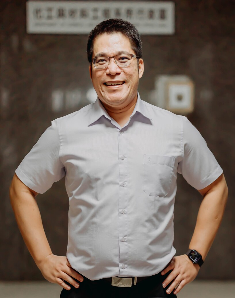 化工與材料工程學系-李坤穆