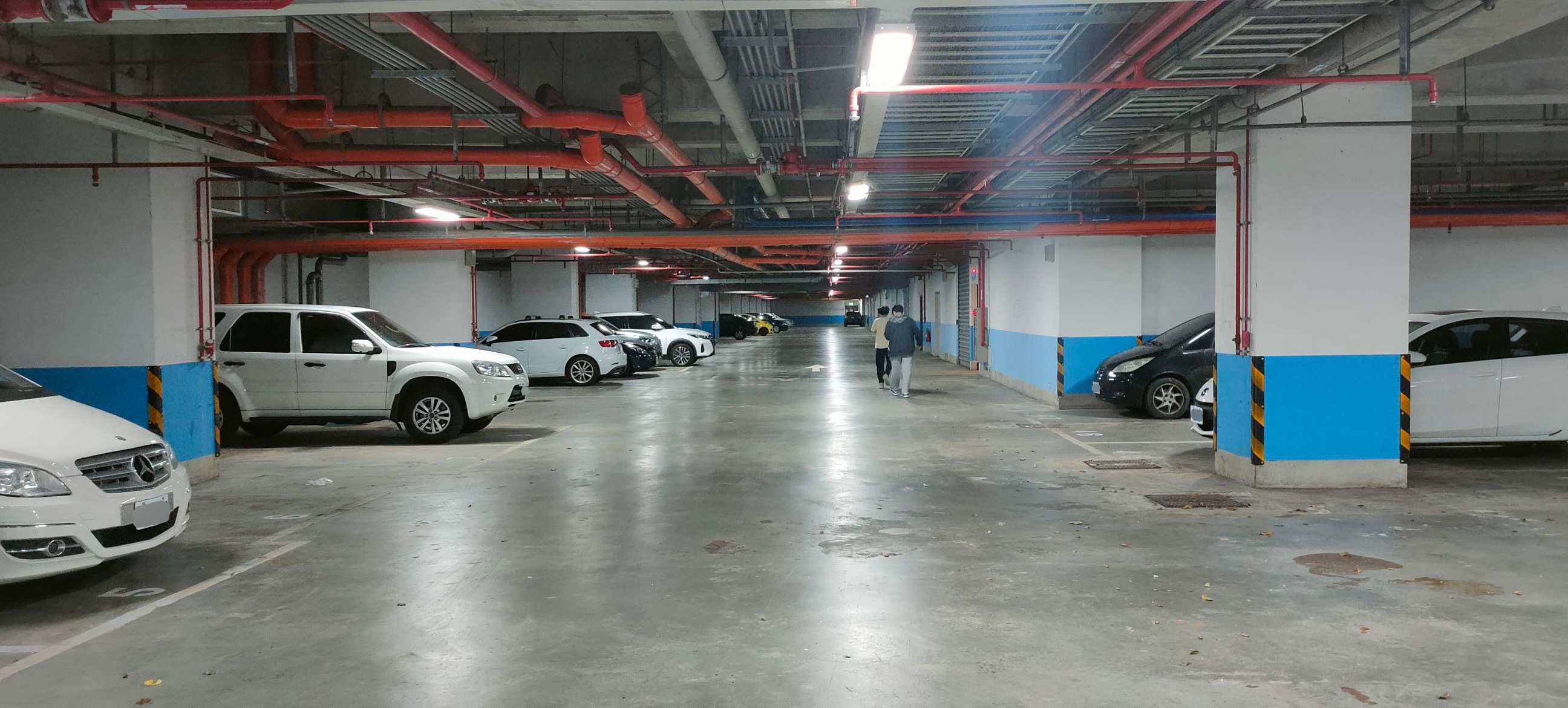 明德樓停車場
