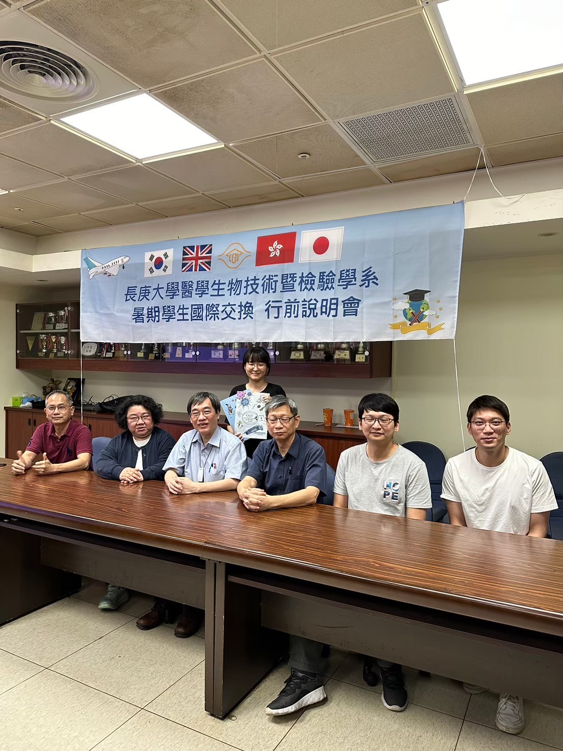 LINE_ALBUM_2024613 2024大學生暑期海外交換行前說明會_241213_33.jpg