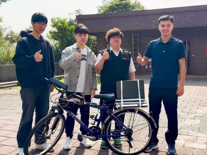 圖1_團隊成員合影.jpeg