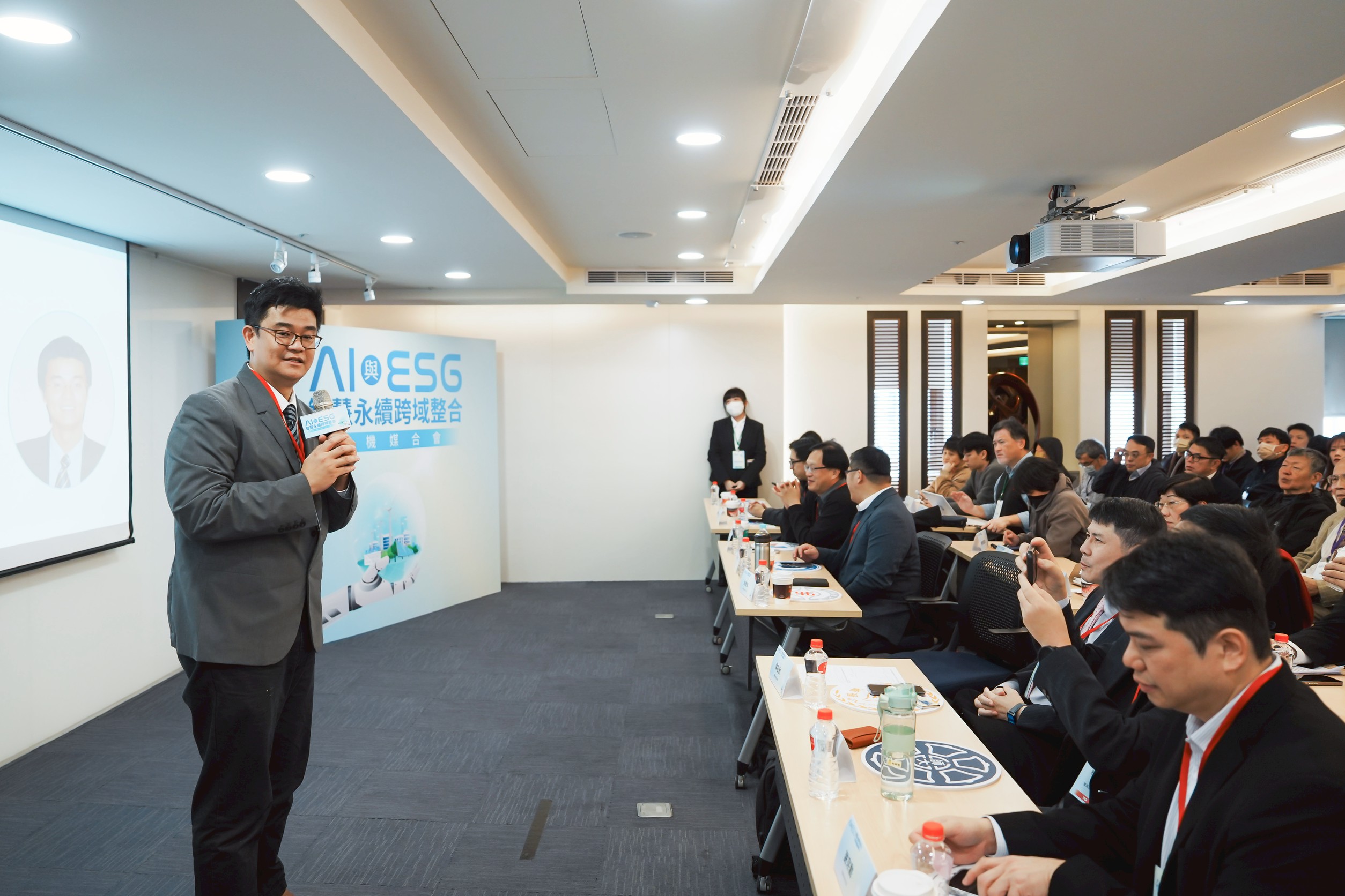 圖三_明志科技大學產學合作發展中心主任馮奎智