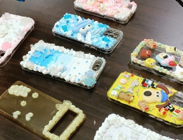 奶油膠手機殼作品