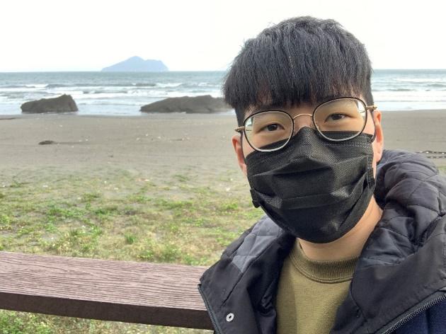 林以安校友近照