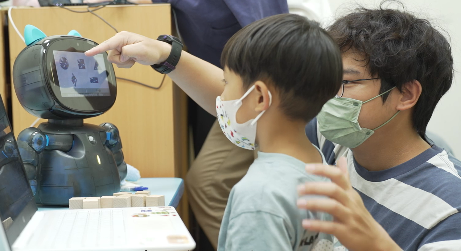 長庚大學陳嘉玲老師團隊結合數位科技落實兒童早期療育。