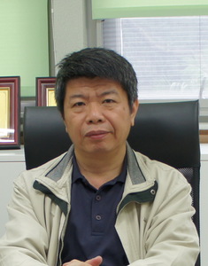 Chun-Chen Yang