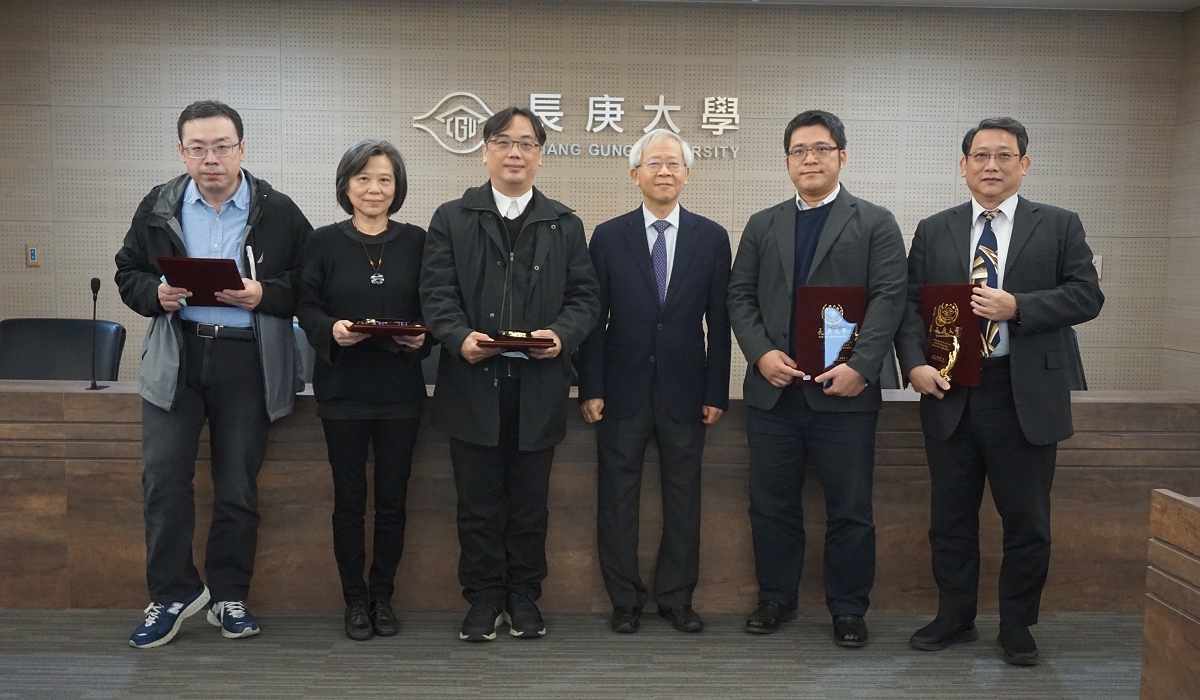 出席教師合影 (2021 年全球前 2% 終身成就頂尖科學家)