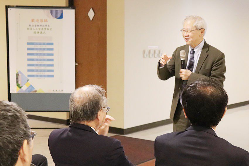 校長湯明哲強調優質資料是AI時代勝出的關鍵