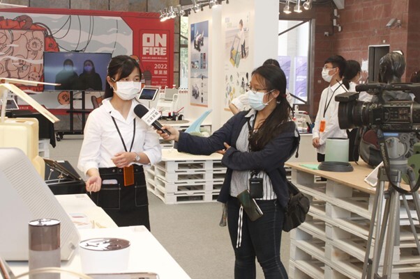 媒體採訪同學作品 